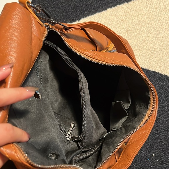 Mid Sized Back Pack - Picture 6 of 6